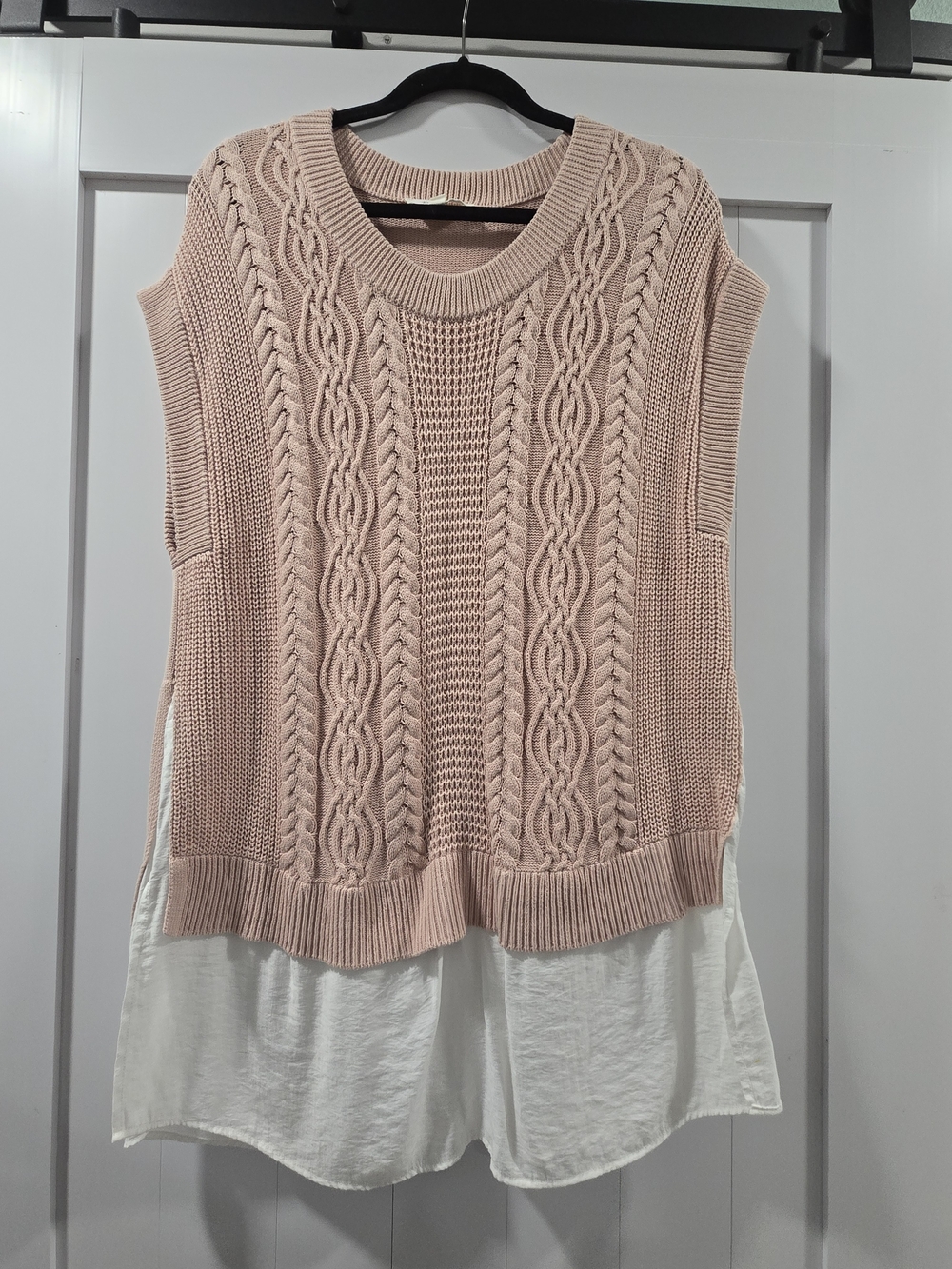 Two by Vince Camuto Blush Pink Cable Knit Sleeveless Layered Sweater